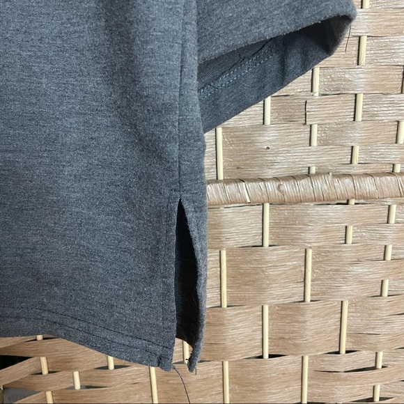 Batwing 3/4 sleeve grey top - Picture 2 of 2